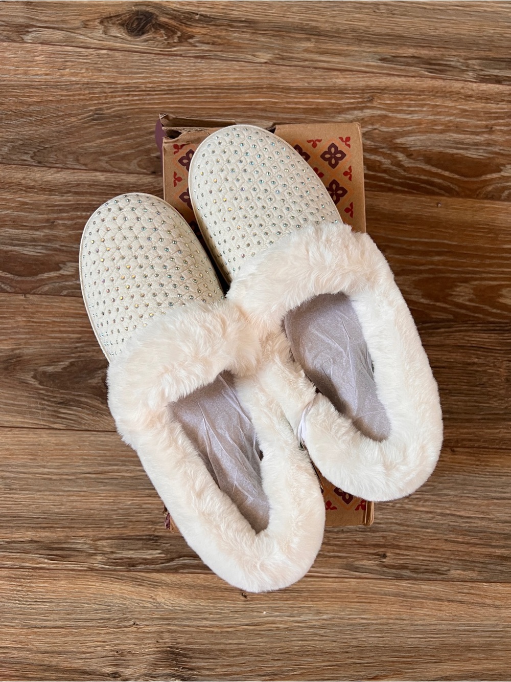 Skechers Cream Faux-Fur Studded Slip-On Slippers